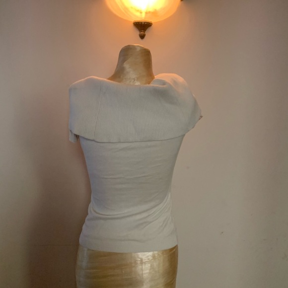 Express beige top - Picture 2 of 3